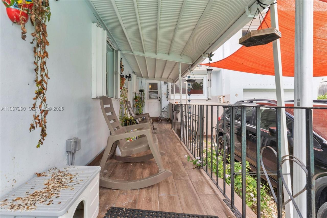 1335 NW 129th St , North Miami, FL 33167 Photo