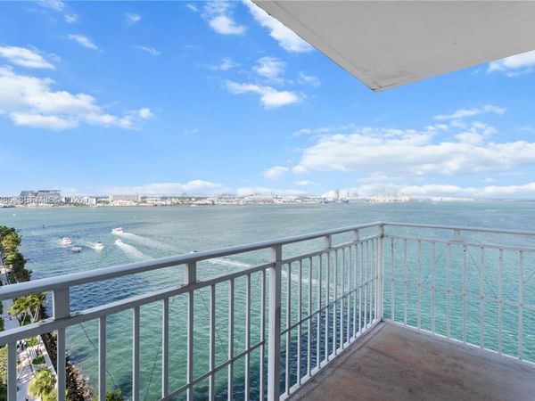 770 Claughton Island Dr, Unit 1515, Miami, FL 33131