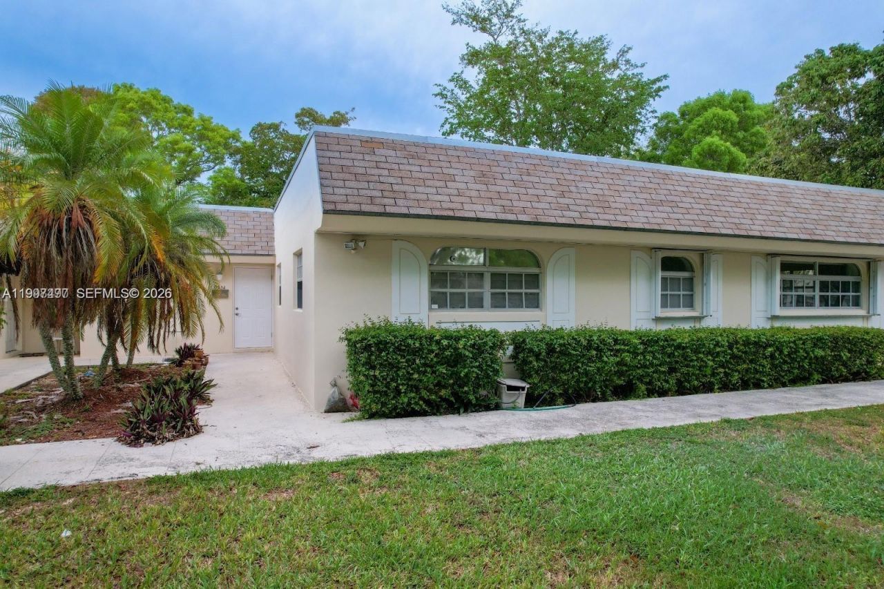 17252 SW 112th Pl, Unit 21243, Miami, FL 33157 Photo