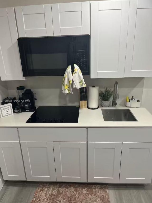 2456 NW 28th St, Miami, FL 33142 Photo