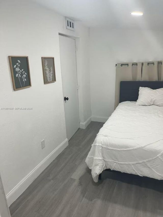 2456 NW 28th St, Miami, FL 33142 Photo