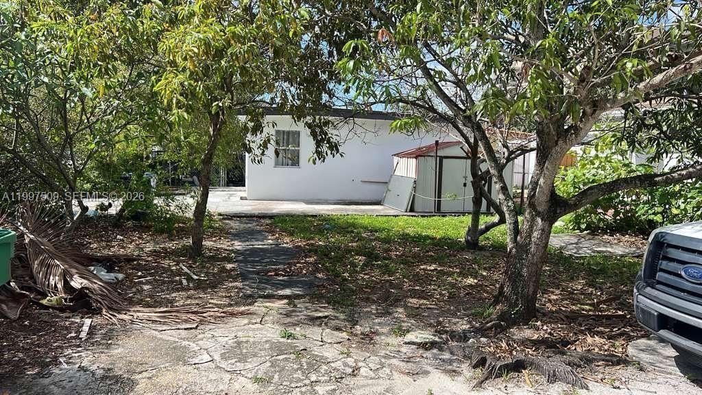 2456 NW 28th St, Miami, FL 33142 Photo