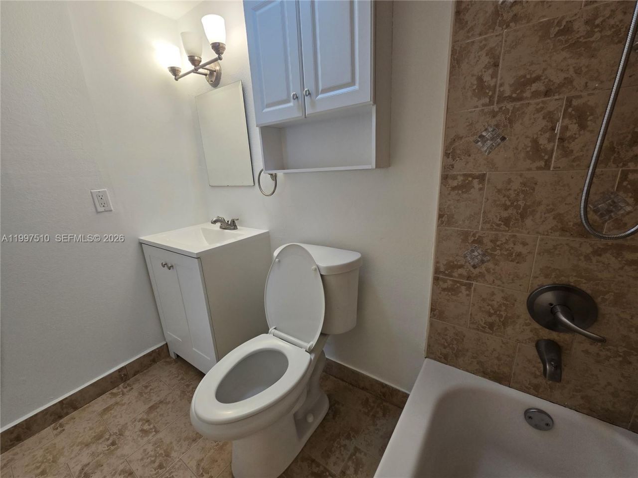 4845 NW 7th St, Unit 309-5, Miami, FL 33126 Photo