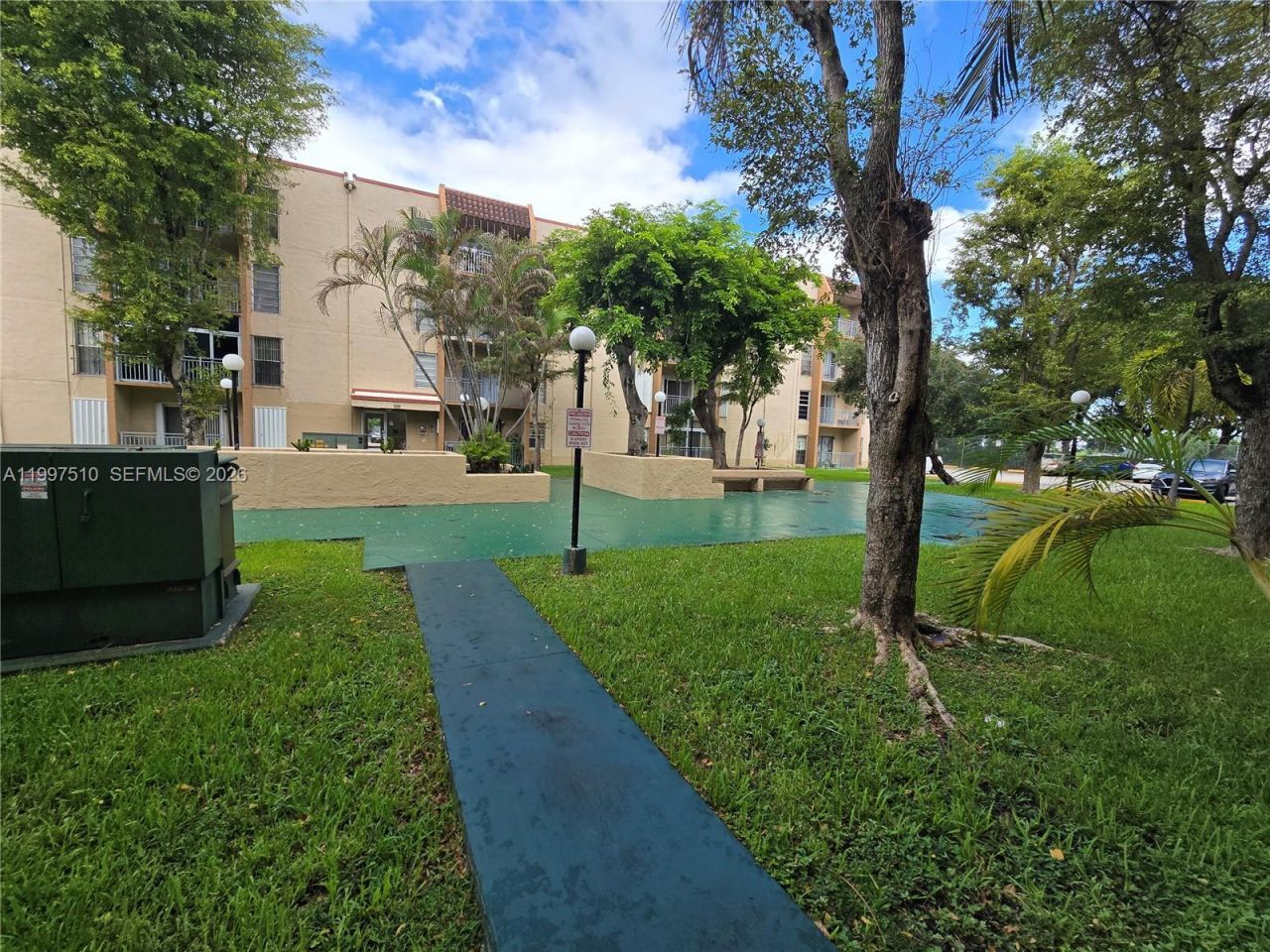 4845 NW 7th St, Unit 309-5, Miami, FL 33126 Photo