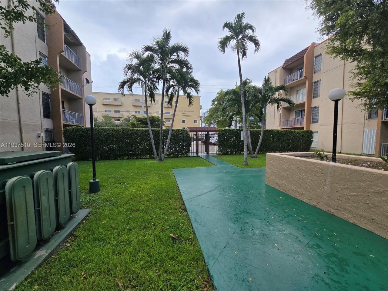4845 NW 7th St, Unit 309-5, Miami, FL 33126 Photo