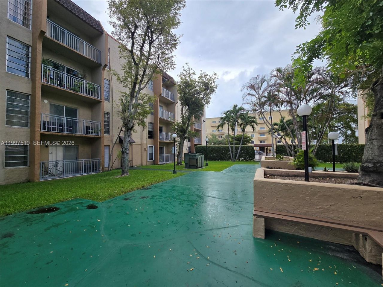 4845 NW 7th St, Unit 309-5, Miami, FL 33126 Photo