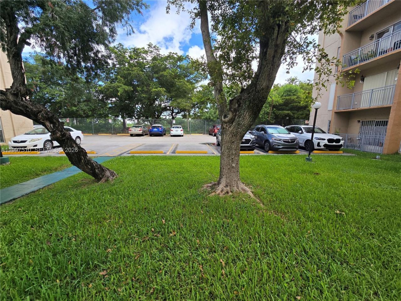 4845 NW 7th St, Unit 309-5, Miami, FL 33126 Photo