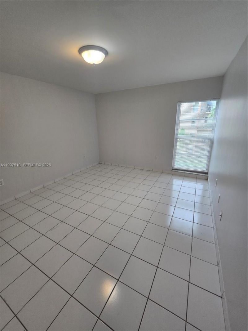 4845 NW 7th St, Unit 309-5, Miami, FL 33126 Photo