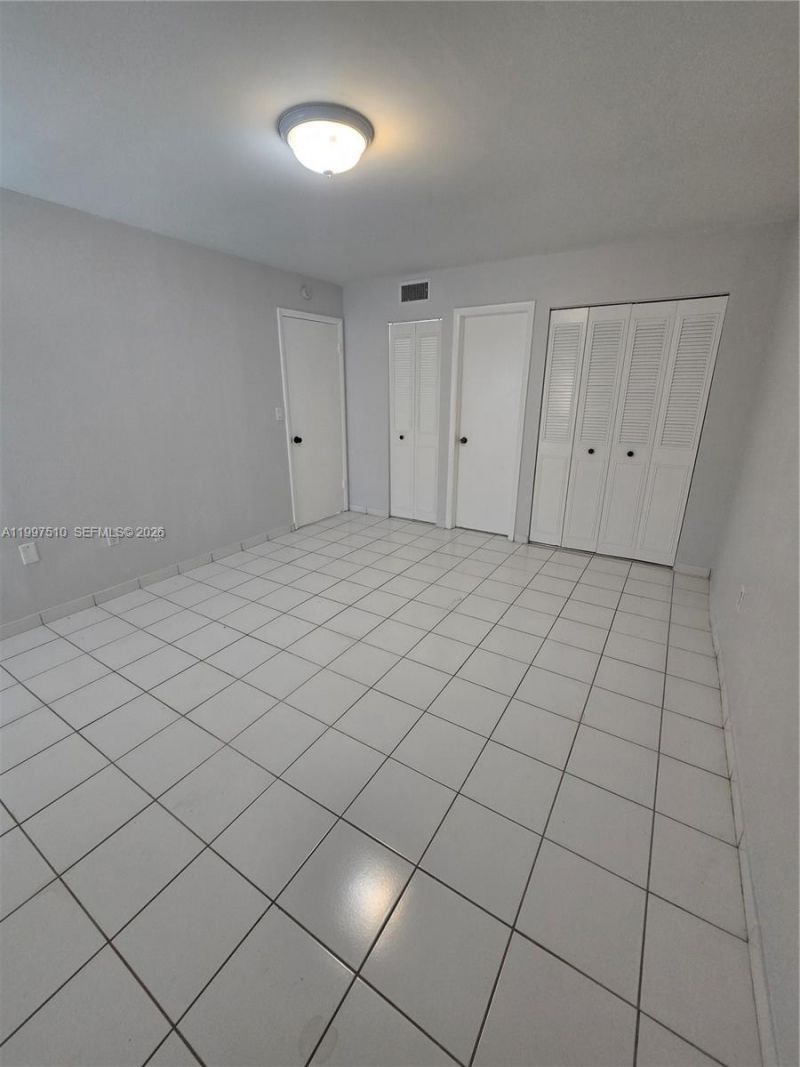 4845 NW 7th St, Unit 309-5, Miami, FL 33126 Photo