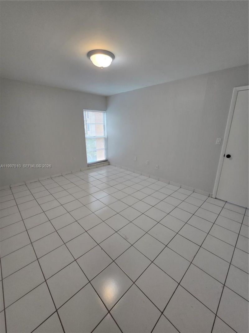 4845 NW 7th St, Unit 309-5, Miami, FL 33126 Photo