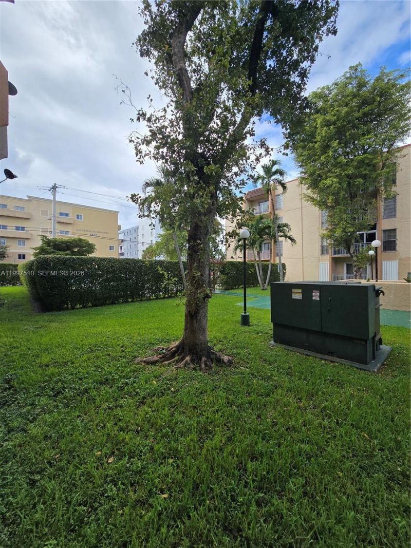 4845 NW 7th St, Unit 309-5, Miami, FL 33126 Photo