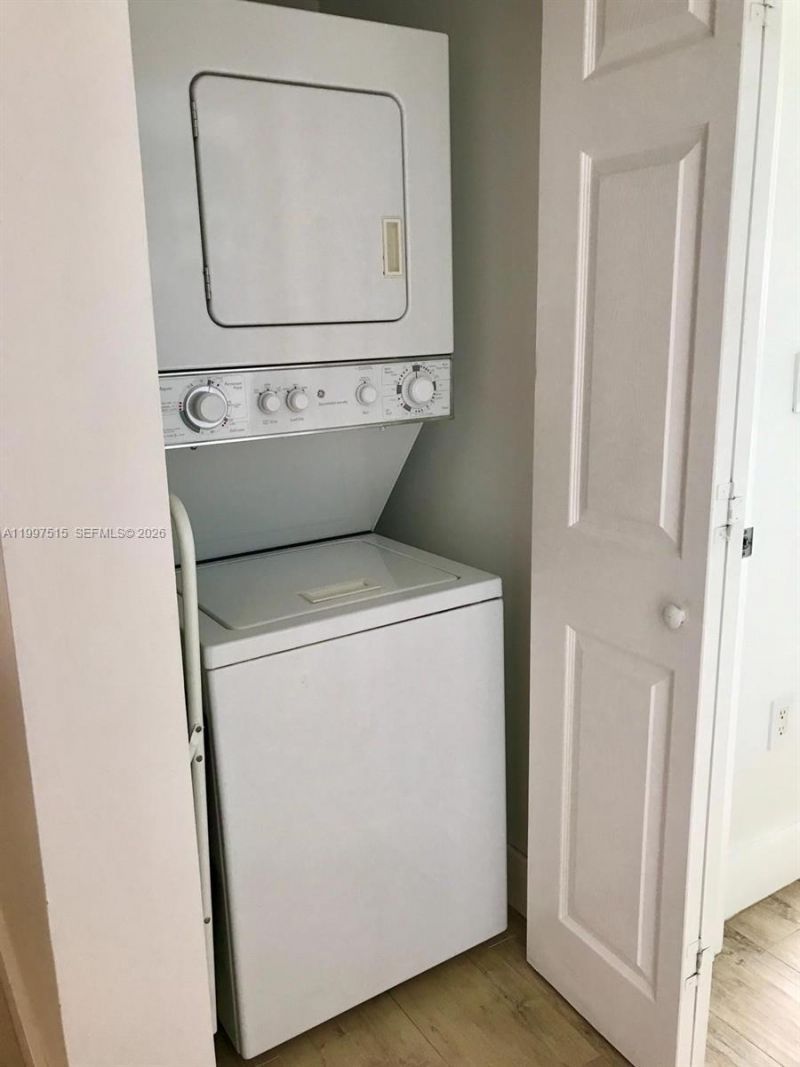 1723 SW 2nd Ave, Unit 805, Miami, FL 33129 Photo