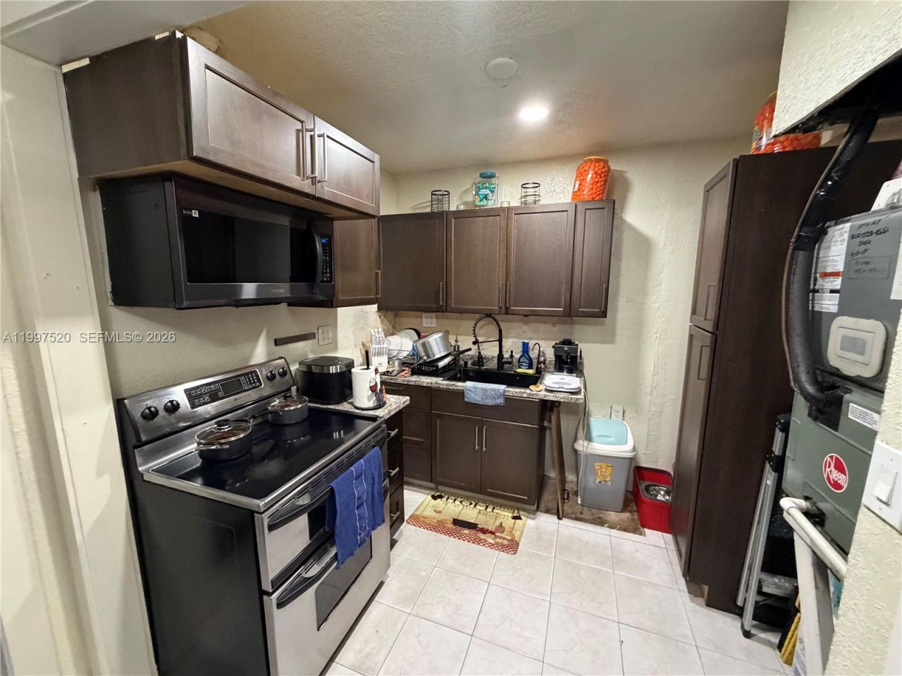 671 NE 1st Pl , Hialeah, FL 33010 Photo