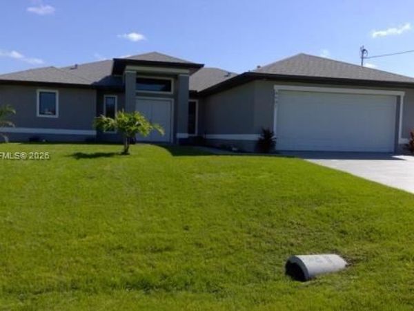 4407 SW 16th PL, Cape Coral, FL 33194