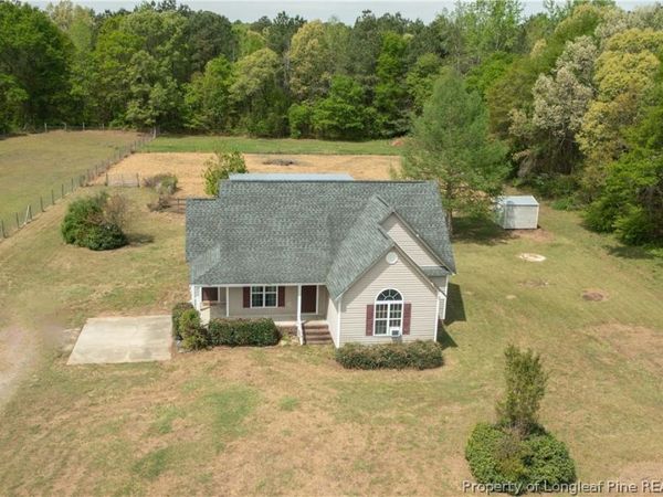 6758 Parkton Road, Parkton, NC 28371