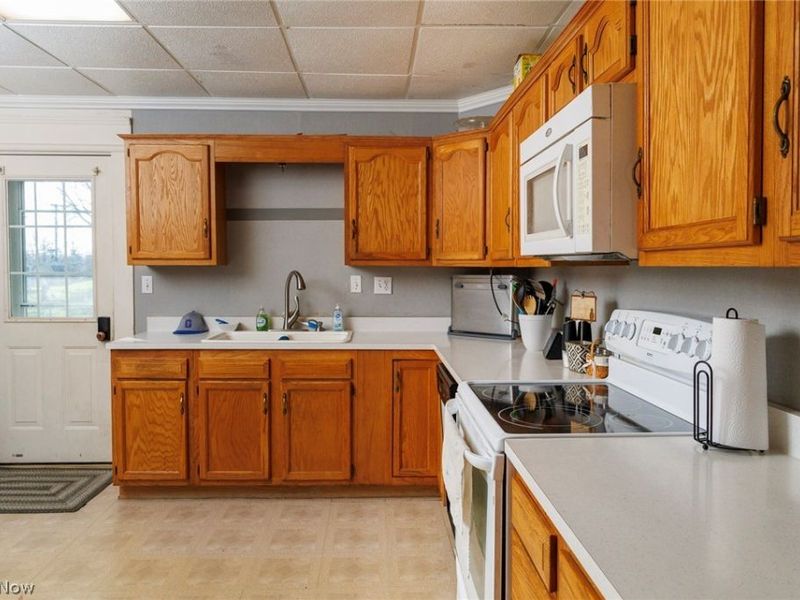 406 W Main Street , Sugarcreek, OH 44681 Photo 13