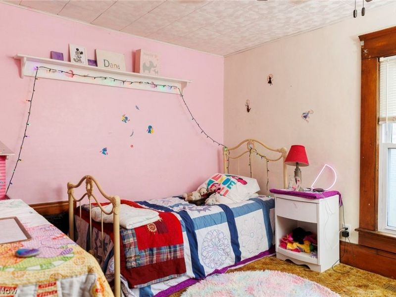 406 W Main Street , Sugarcreek, OH 44681 Photo 21