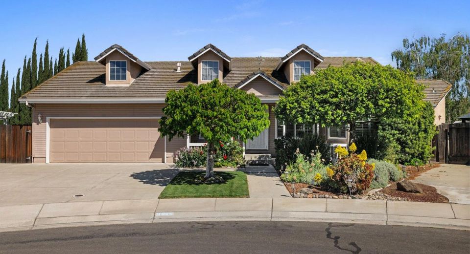 1084 Eastburg Ct, Ripon, CA 95366 Photo