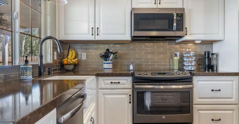 1084 Eastburg Ct, Ripon, CA 95366 Photo