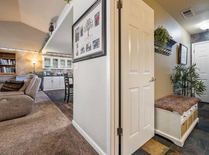 1084 Eastburg Ct, Ripon, CA 95366 Photo