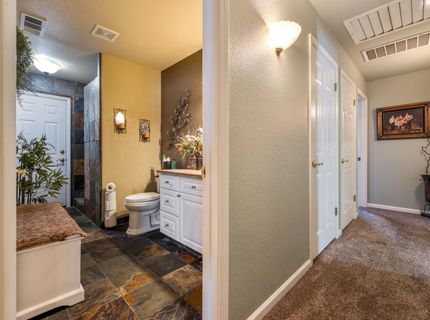 1084 Eastburg Ct, Ripon, CA 95366 Photo