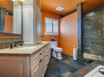 1084 Eastburg Ct, Ripon, CA 95366 Photo