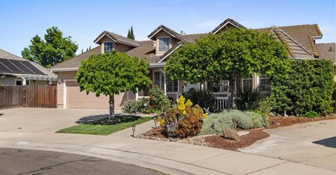 1084 Eastburg Ct, Ripon, CA 95366 Photo