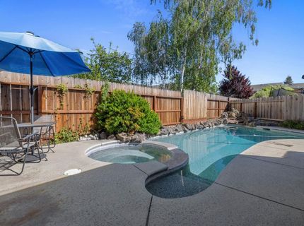 1084 Eastburg Ct, Ripon, CA 95366 Photo