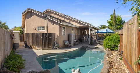 1084 Eastburg Ct, Ripon, CA 95366 Photo