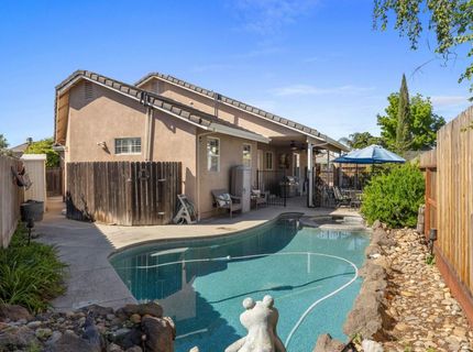 1084 Eastburg Ct, Ripon, CA 95366 Photo