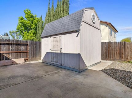 1084 Eastburg Ct, Ripon, CA 95366 Photo