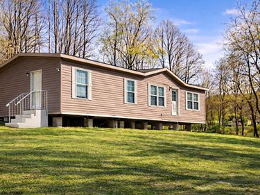 84 Thorne Drive, Fairmont, WV 26588