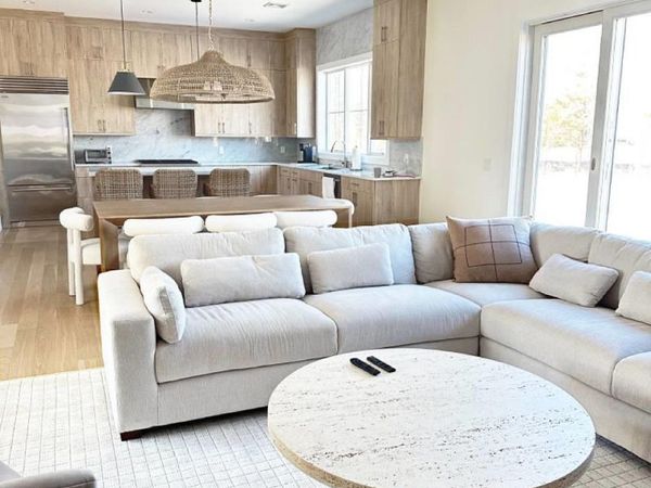 14 Happy Lane , Westhampton Beach, NY 11978