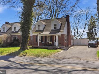 523 PLEASURE ROAD, LANCASTER, PA 17601