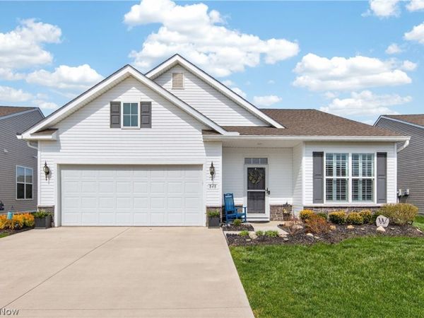 848 Cedar Crest Drive , Elyria, OH 44035