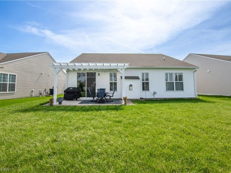 848 Cedar Crest Drive , Elyria, OH 44035 Photo 4