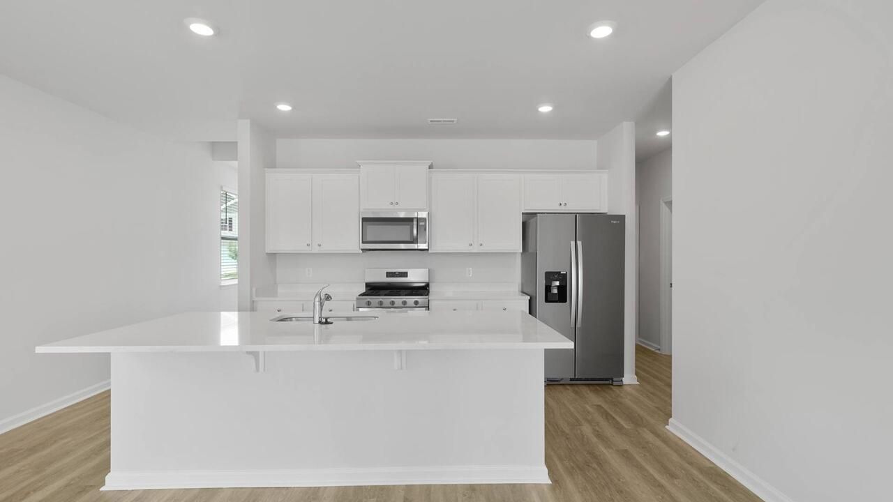 180 Broadstone Drive Photo 16