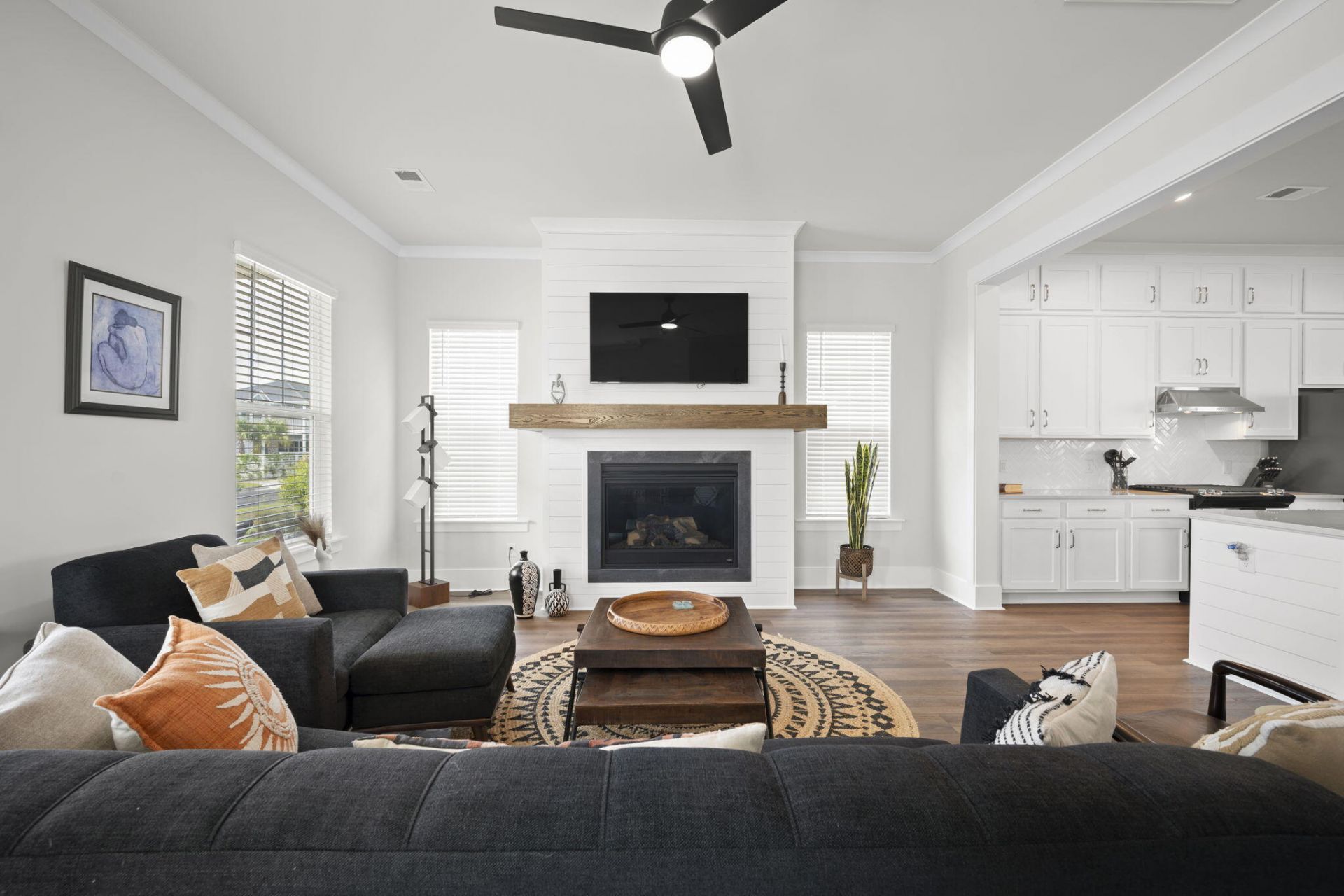 310 Eclipse Street Photo 14