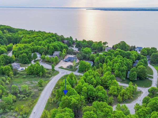 Sugar Maple Court E, Suttons Bay, MI 49682