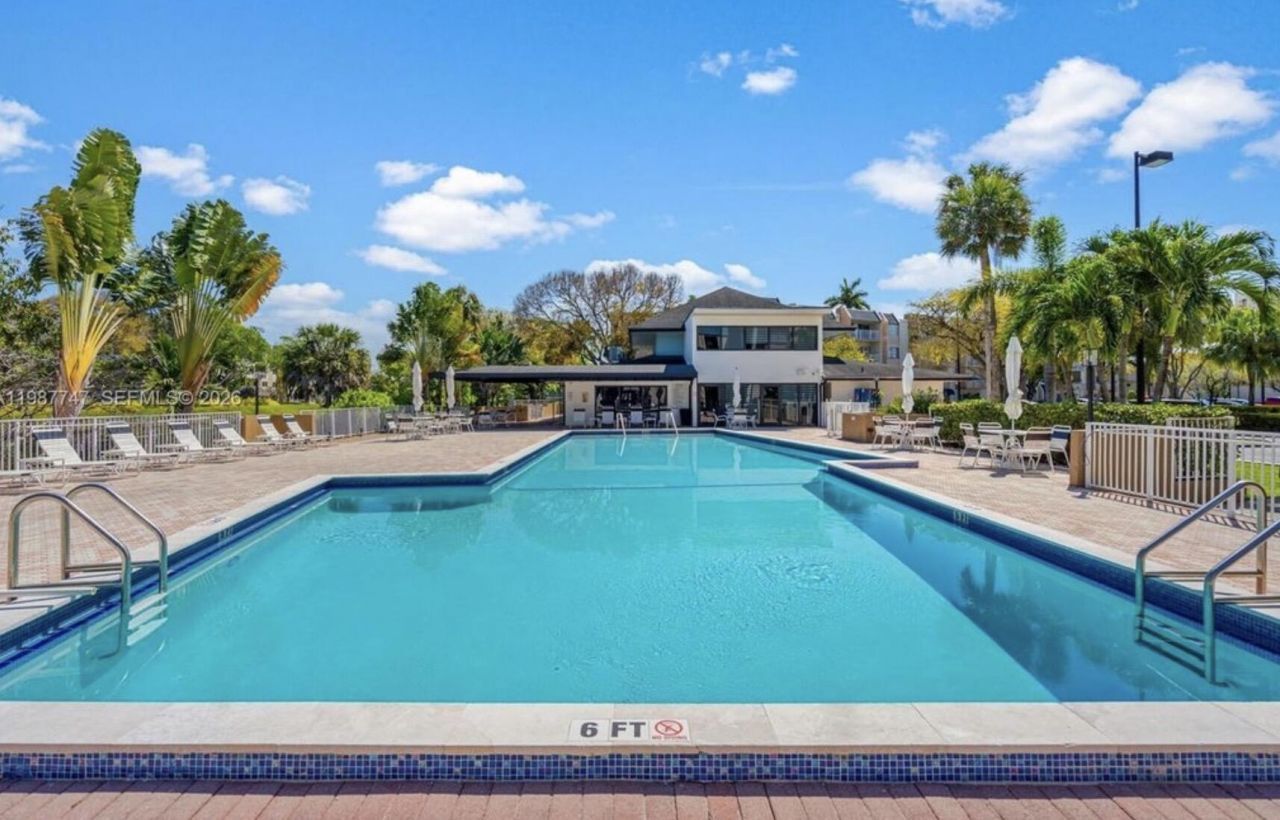 7715 SW 86th Street, Unit A2-111, Miami, FL 33143 Photo