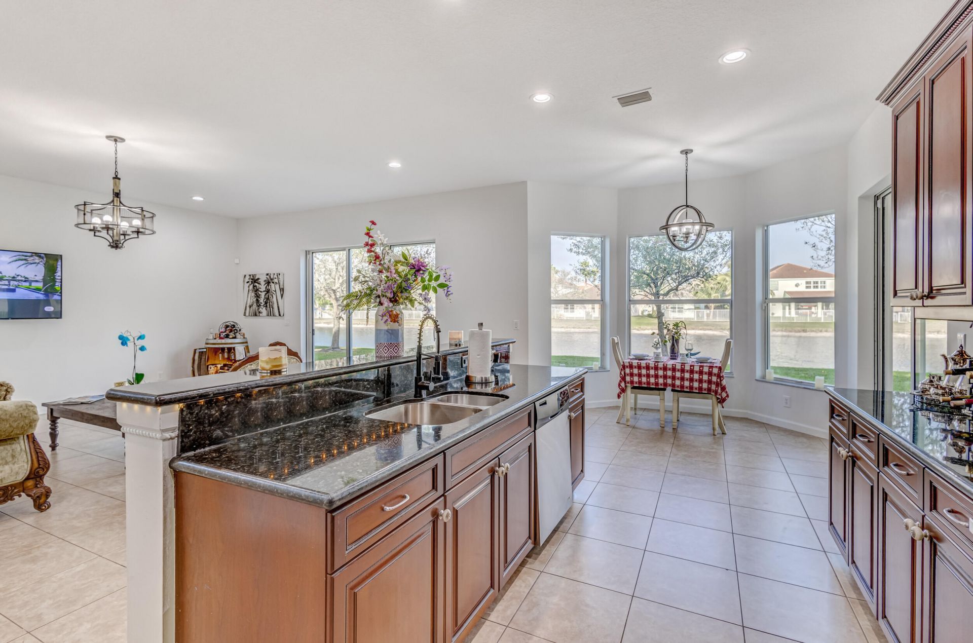 118 Palm Beach Plantation Boulevard, Royal Palm Beach, FL 33411 Photo