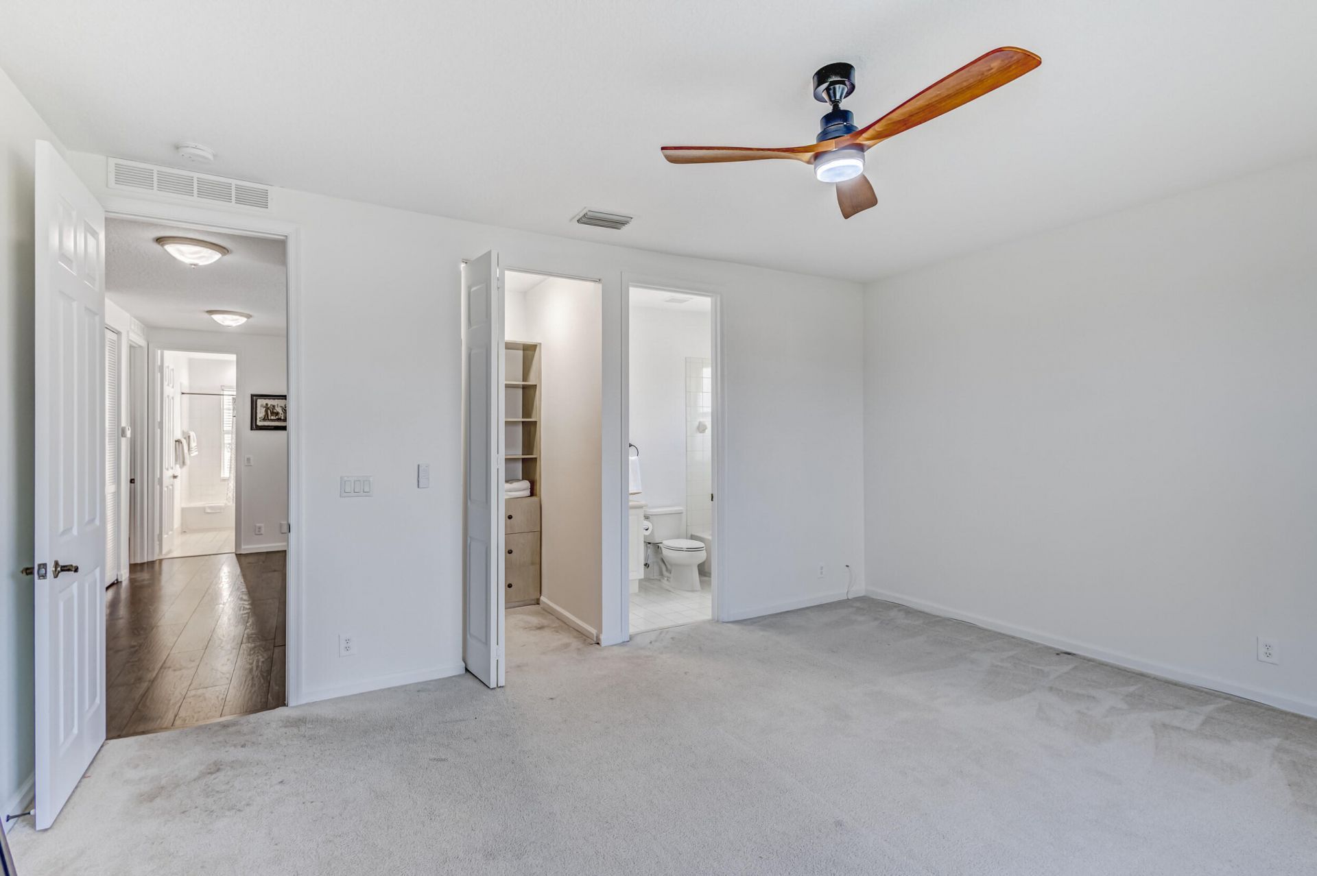 118 Palm Beach Plantation Boulevard, Royal Palm Beach, FL 33411 Photo