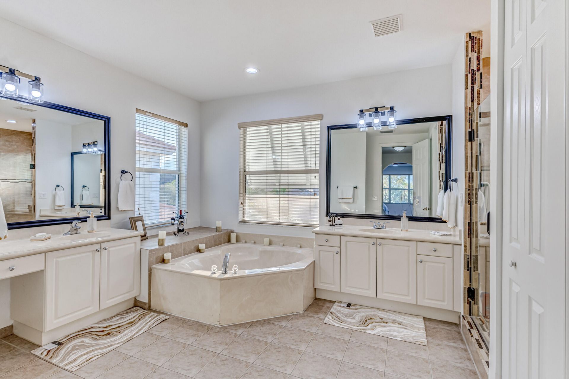 118 Palm Beach Plantation Boulevard, Royal Palm Beach, FL 33411 Photo