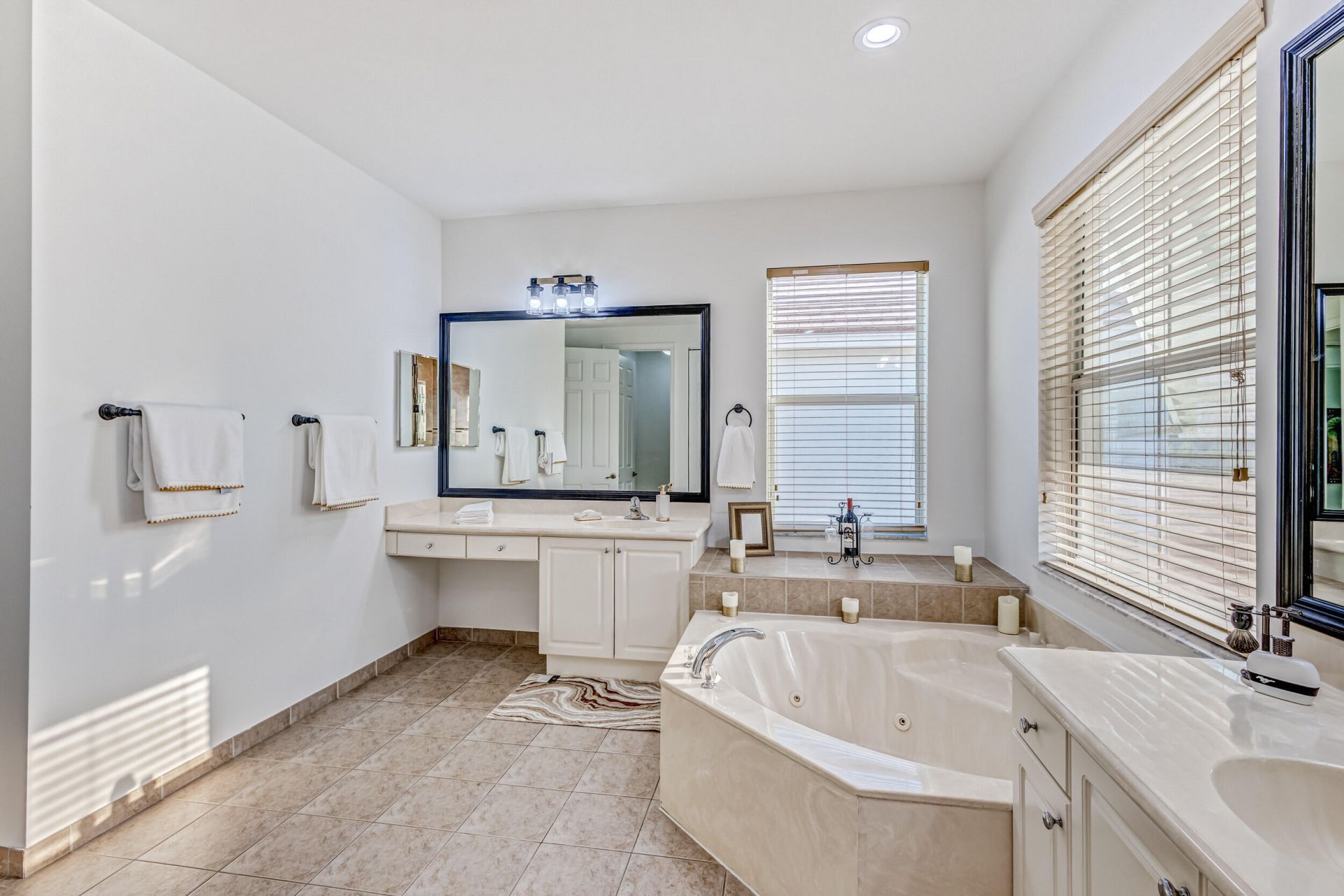 118 Palm Beach Plantation Boulevard, Royal Palm Beach, FL 33411 Photo