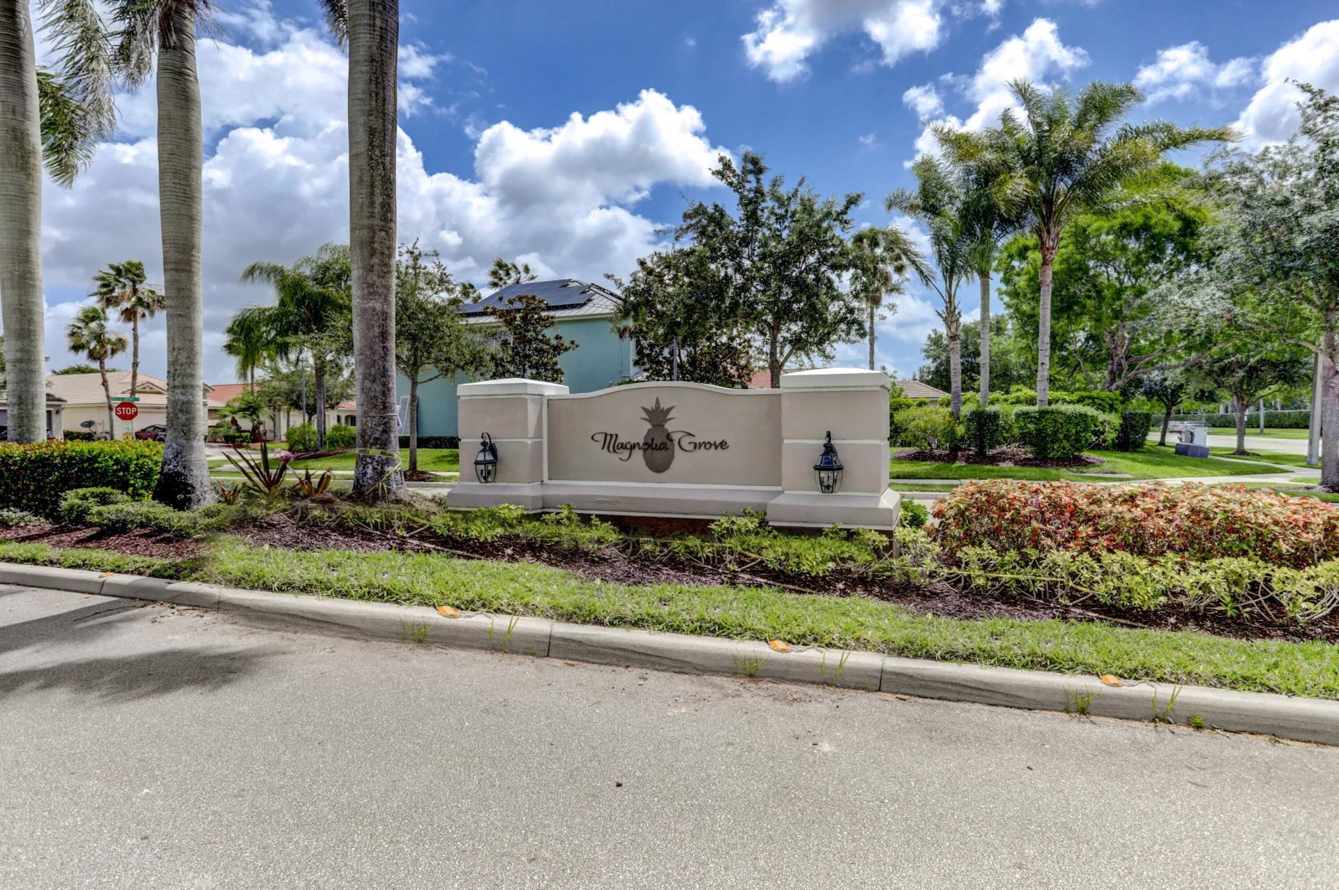 118 Palm Beach Plantation Boulevard, Royal Palm Beach, FL 33411 Photo