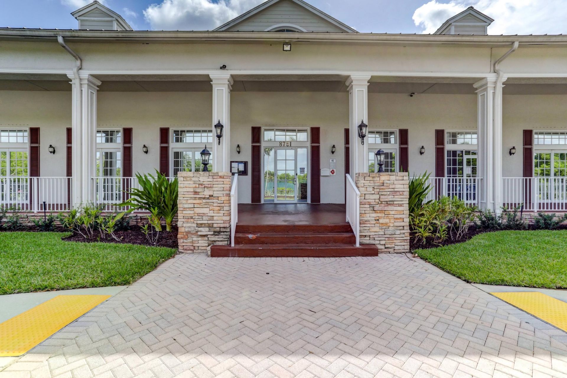 118 Palm Beach Plantation Boulevard, Royal Palm Beach, FL 33411 Photo