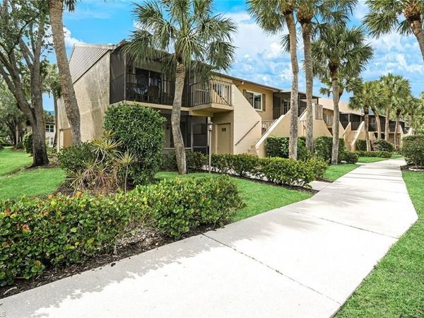 4240 Jack Frost CT , Unit 6, NAPLES, FL 34112
