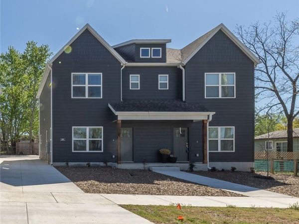 832 S Dockery Lane , Unit 1 & 2, Fayetteville, AR 72701