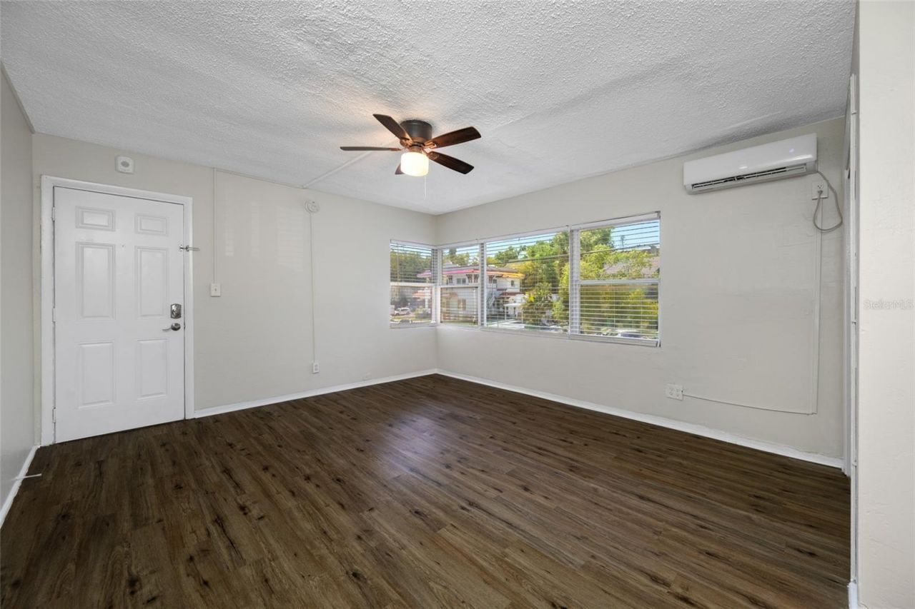 425 2nd Street N, Saint Petersburg, FL 33701 Photo