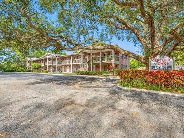 263 14TH STREET NW, Unit 3A, LARGO, FL 33770